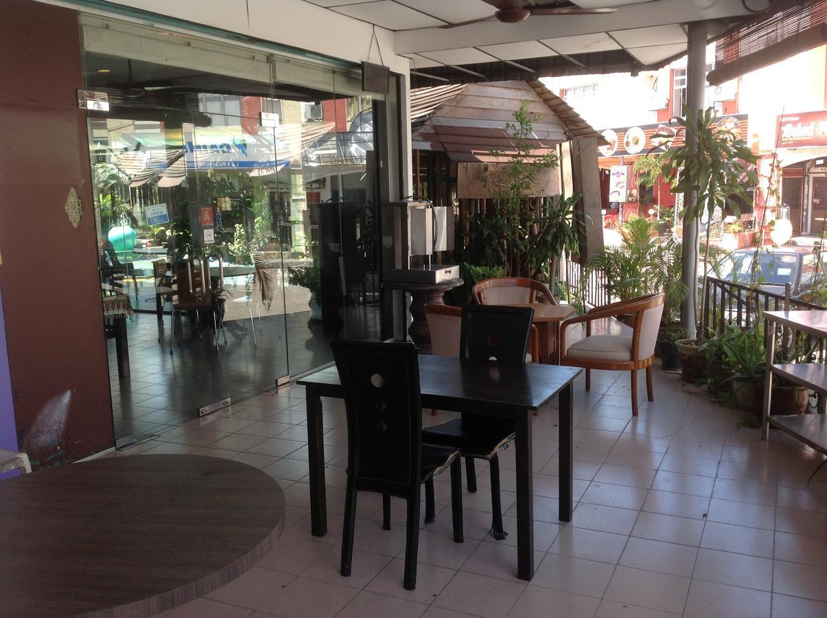 The Uni Garden Hotel Skudai Buitenkant foto